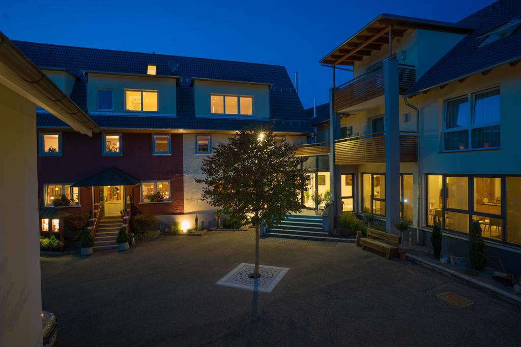 Pflugwirts Hotel Und Gasthaus Oberkirch  Exterior photo